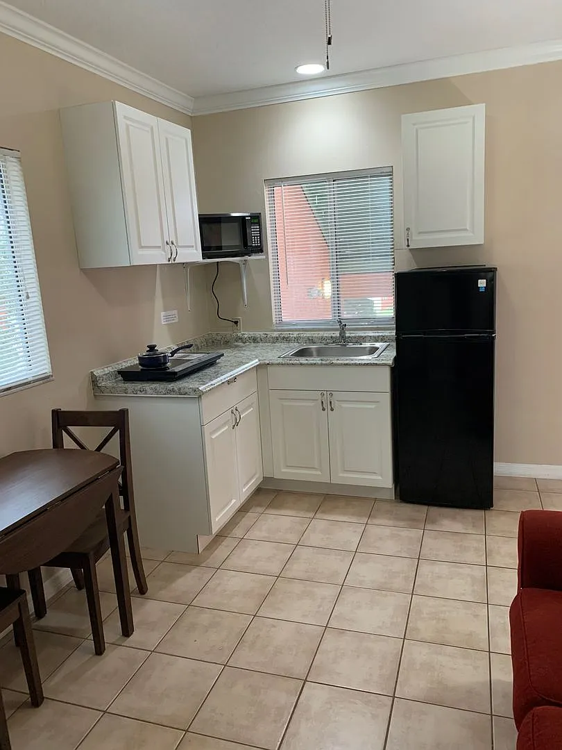 1 bed/1 bath - 2777 N. Poinciana Blvd. Unit 301B, Kissimmee, FL 34746 — Photo 1