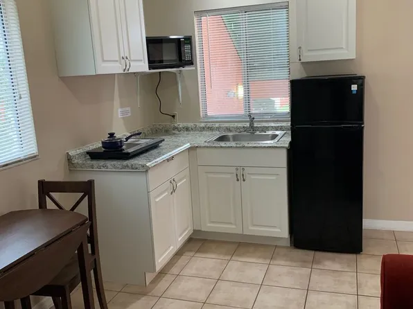 2777 N Poinciana Blvd, Kissimmee, FL