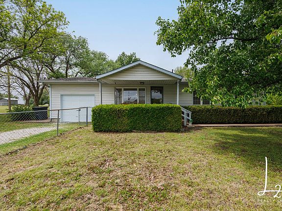 2nd image of 315 County Road 2019