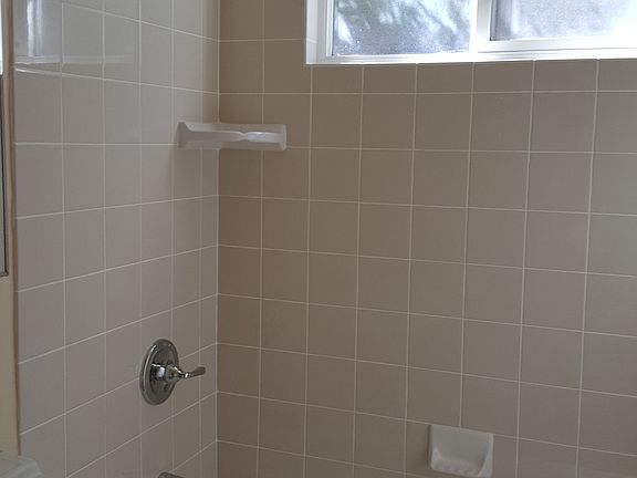 5th image of 4665 34th St