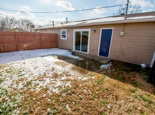 2500 Rawhide Ln, Lawrence, KS 66046