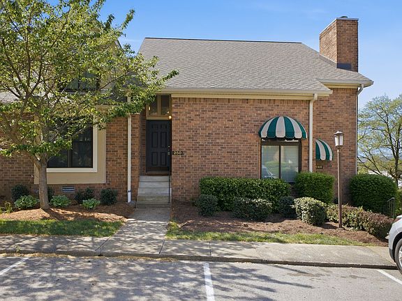 2nd image of 250 Glenstone Cir