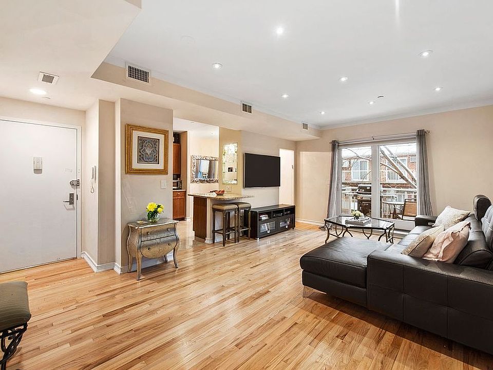 1st image of 1477 Royce St #3J