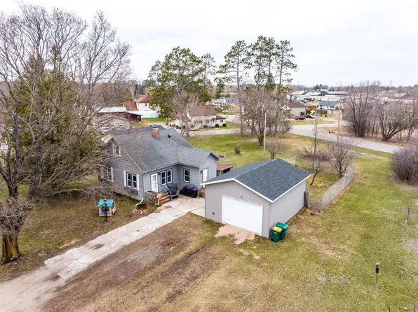 315 Columbia St, Cohasset, MN 55721