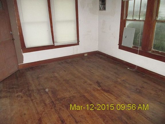 2nd image of 1600 Charity St