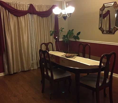 4th image of 1012 Crimson Cove Dr