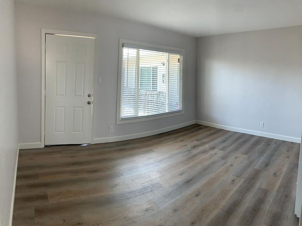 1st image of 314 E Poplar Ave #16