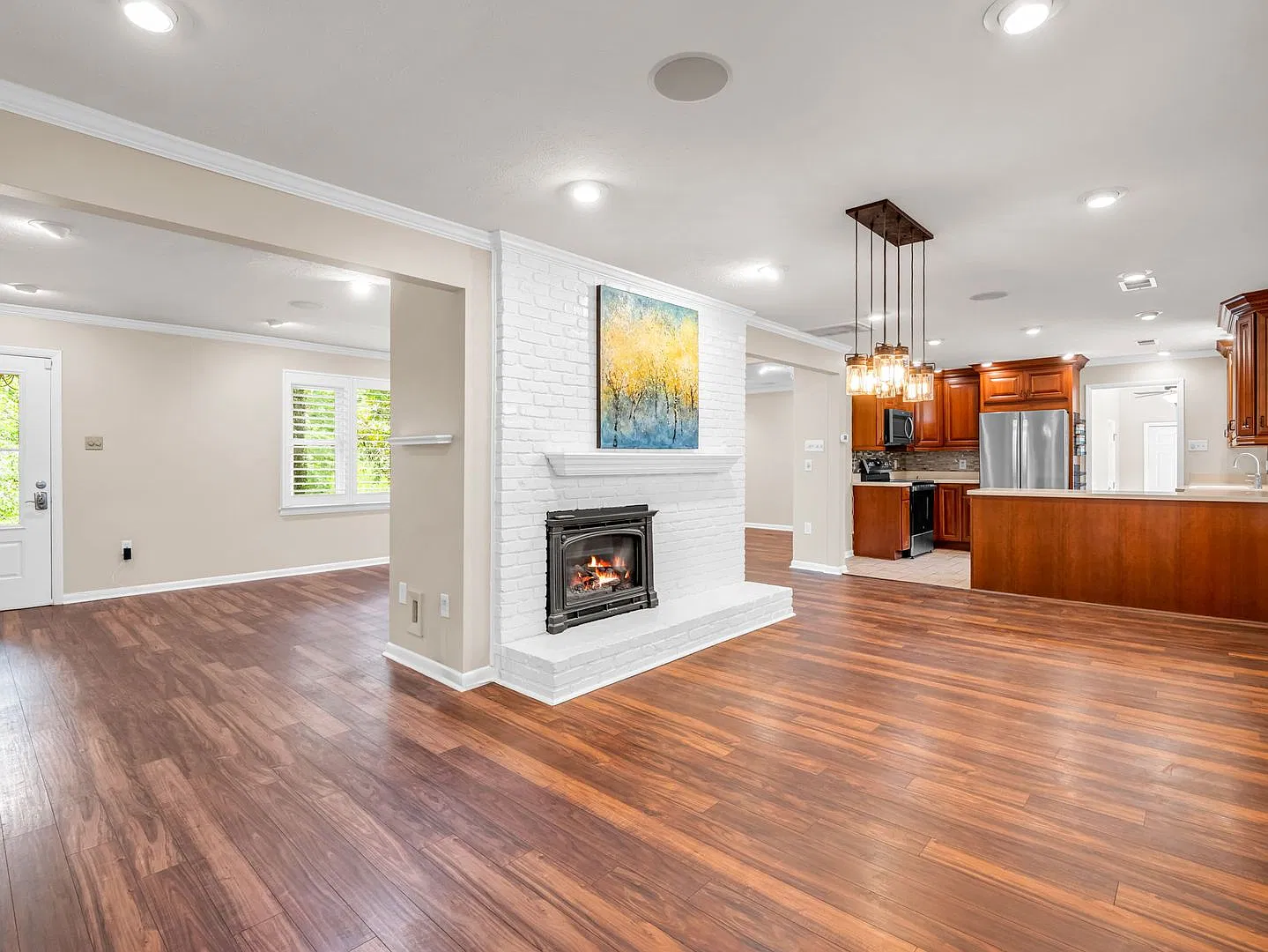 Luxury Mountain Living in the Spring Hill Community — Photo 4