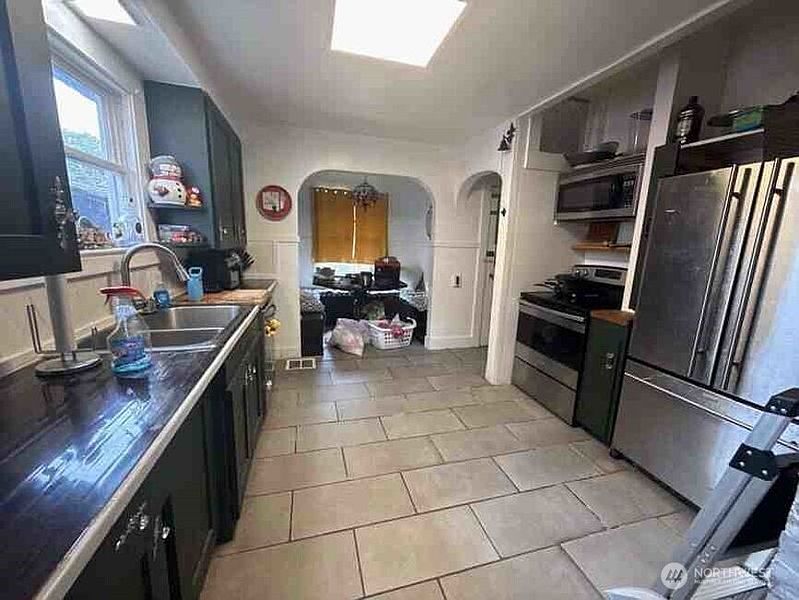 3rd image of 1017 S 48th Street