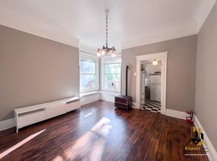 1708 16th St #1710-1/2, Sacramento, CA 95811