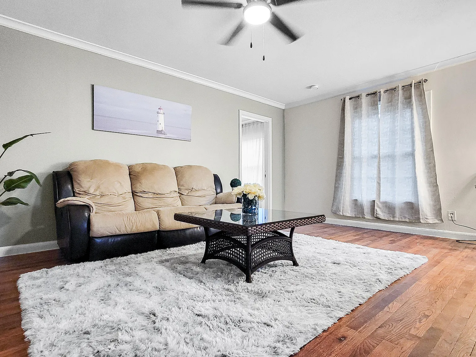 4 bed, 4.0 bath, 3000 sqft, $754 — Photo 3