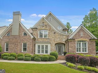 702 Crescent Cir, Canton, GA 30115