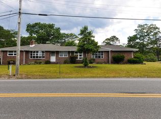 1541 Lakeside Dr, Lacey Township, NJ 08731