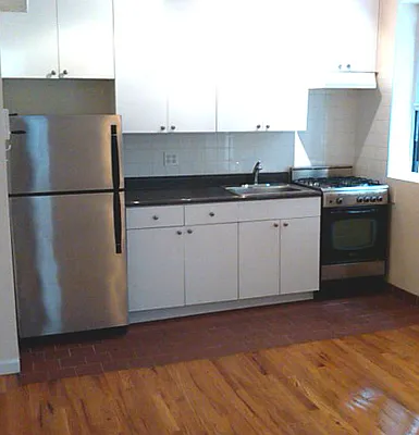 Rented by Cooper & Cooper Real Estate | media 22