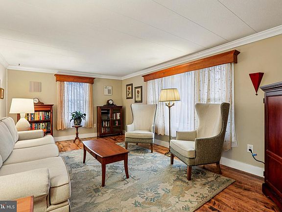 5th image of 21306 Old York Rd