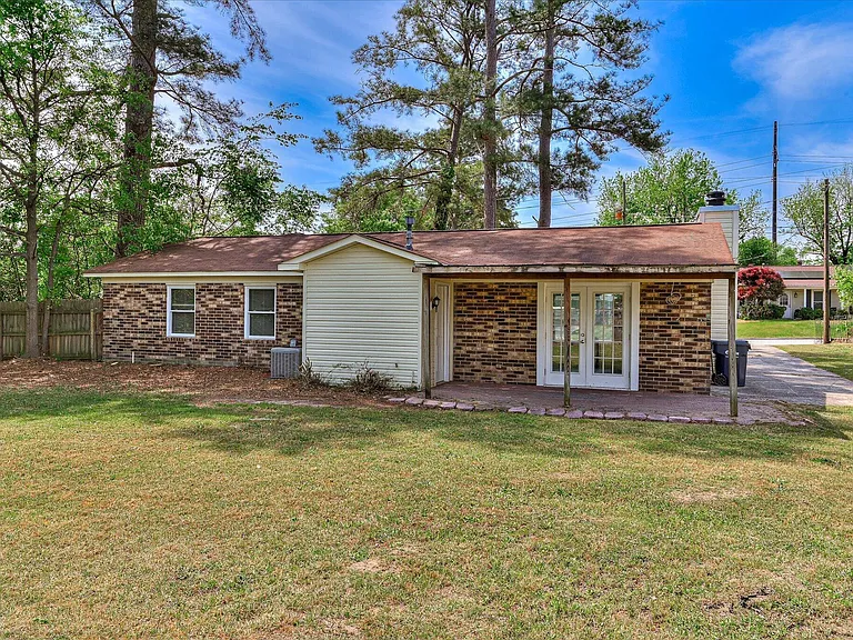 4116 Melrose Dr — Photo 24