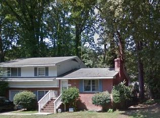 5 Bonnie Ln, Newport News, VA 23606