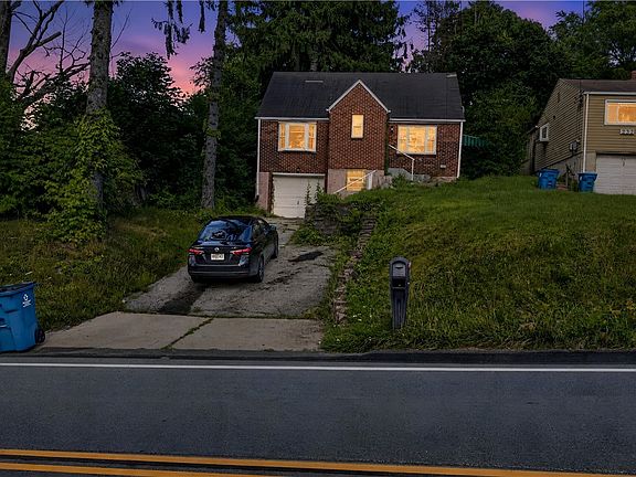 2nd image of 236 Hulton Rd
