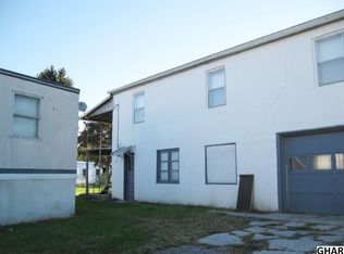 122 Commercial Ave, Middletown, PA 17057