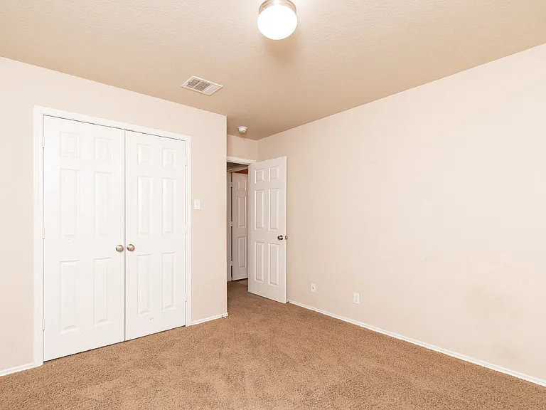 7109 Golden Oak Ln — Photo 23