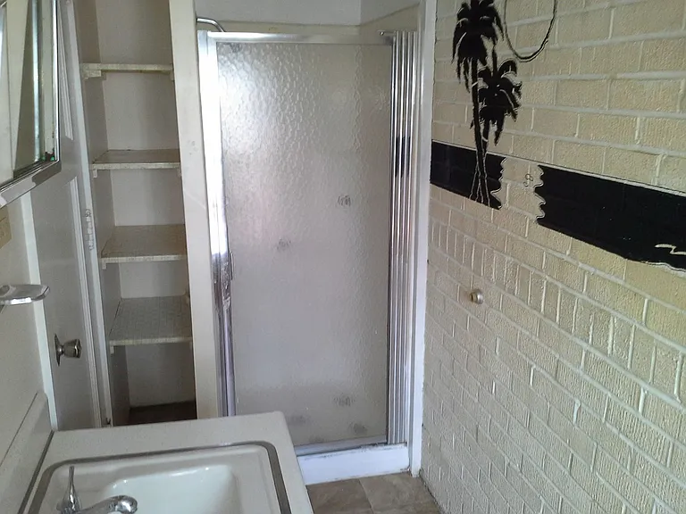 103 W Main St — Photo 7