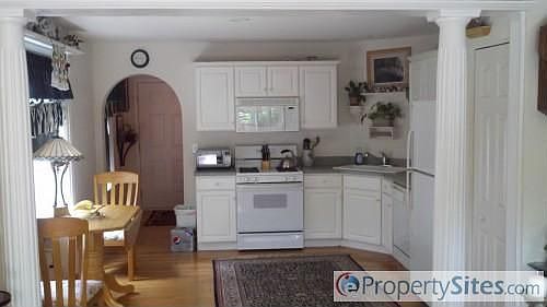 2nd image of 3343 Renard Ln