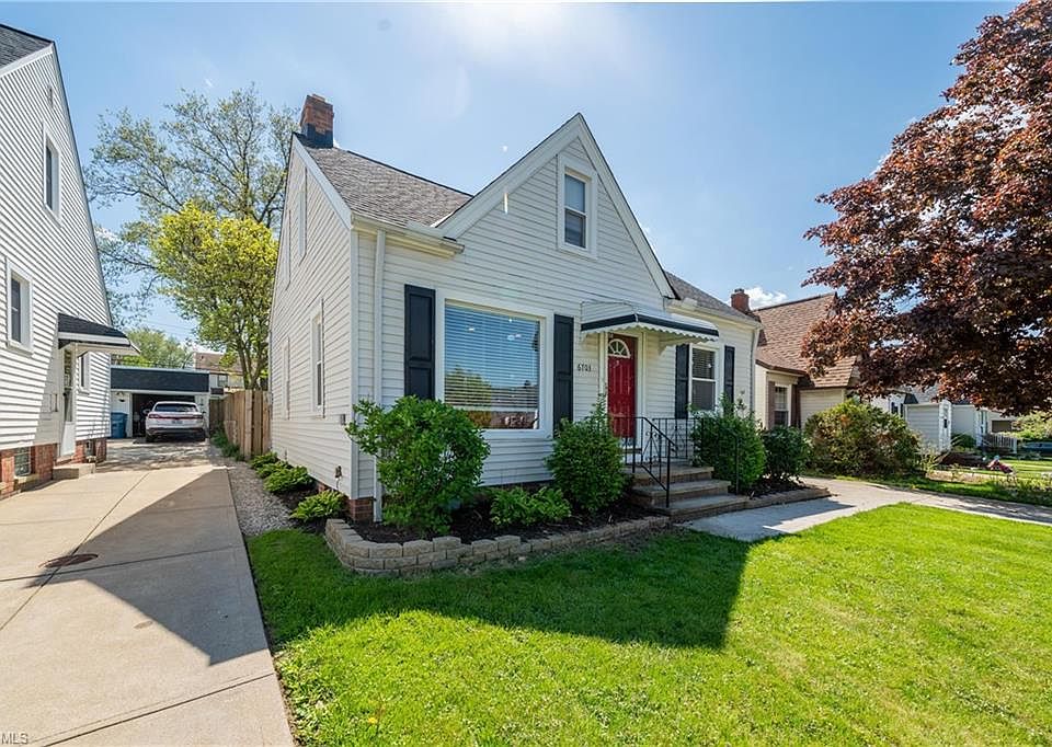1st image of 6703 Thornton Dr