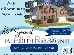 92 Gleneagles Way, Fayetteville, GA