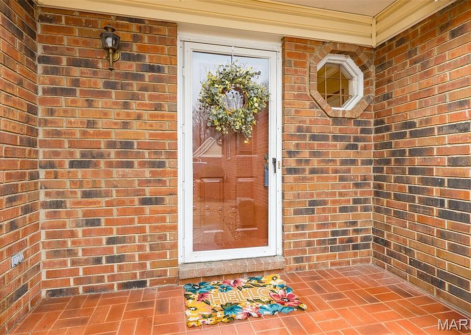 1st image of 951 Riverwood Place Dr