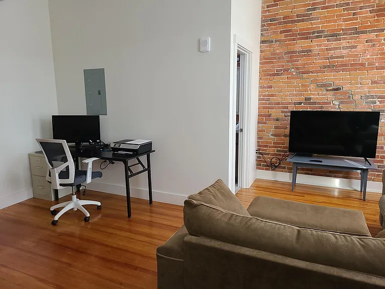 261 Water St #301 — Photo 4
