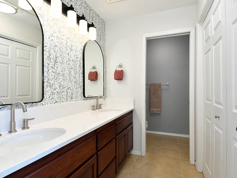 4818 SW 2nd Ave — Photo 9