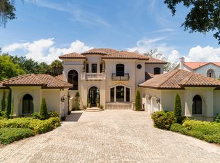 1020 N Riverside Dr, Indialantic, FL 32903