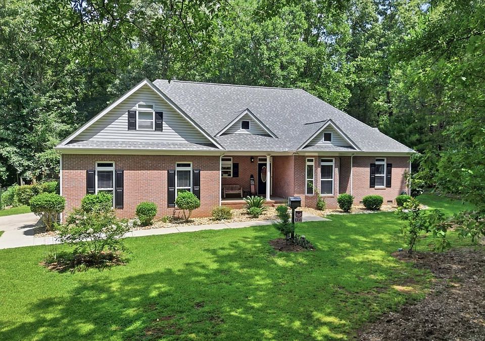 1st image of 100 Laurelwood Dr