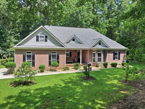 100 Laurelwood Dr, Jackson, GA 30233