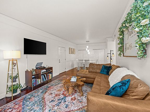 2nd image of 110 Sloan Rd