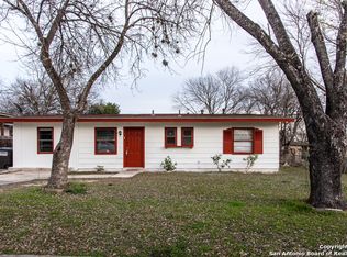 4810 Castle Sword, San Antonio, TX 78218