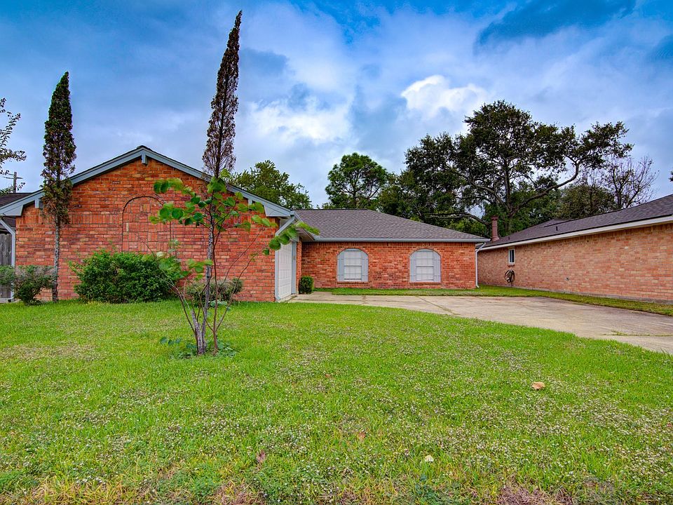 1st image of 10007 Rustic Gate Rd