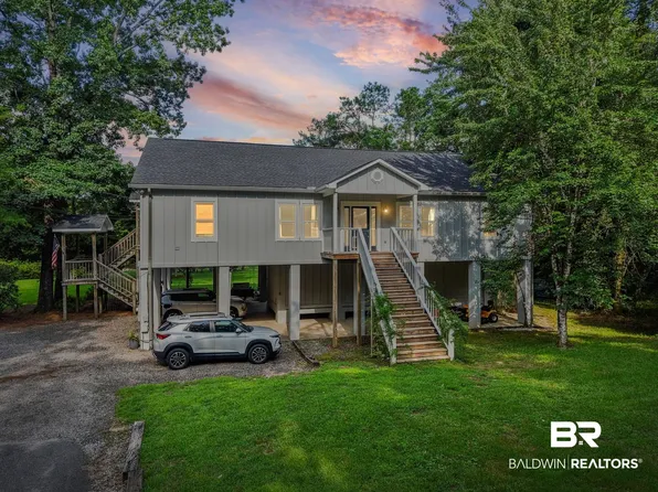 18710 Highland Dr, Fairhope, AL 36532