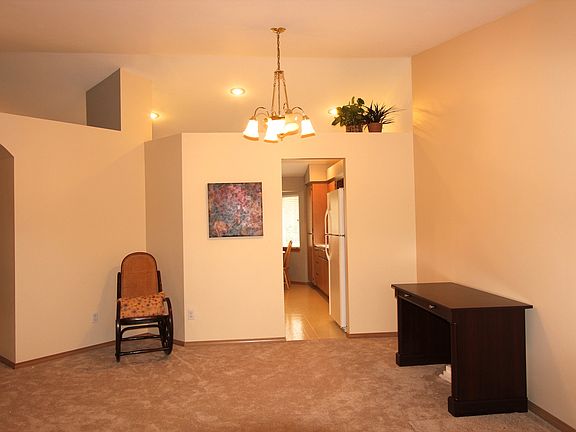 2nd image of 6720 61st Pl NE