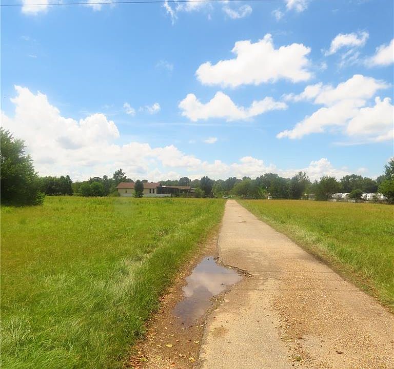 2nd image of 1912 Alabama River Pkwy