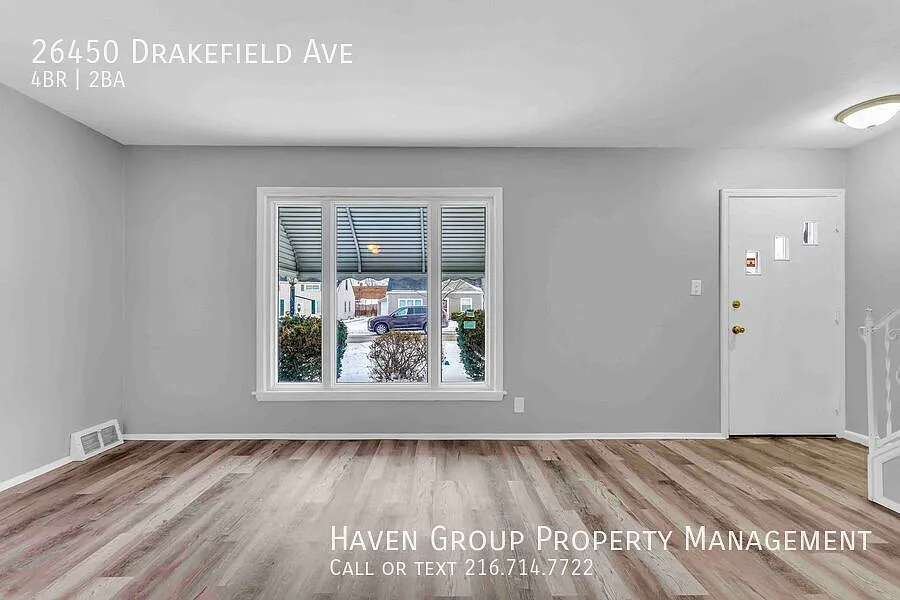 26450 Drakefield Ave, Euclid, Ohio, 44132- Spacious 4-bed 1.5 -bath single-family home! — Photo 2
