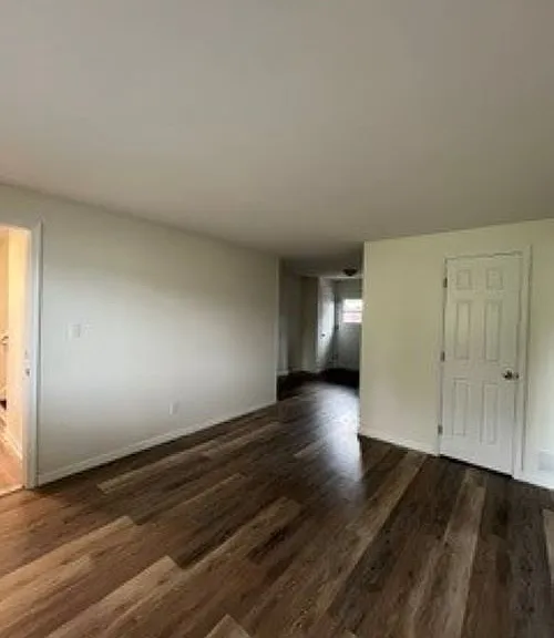 316 E William St #5 — Photo 2