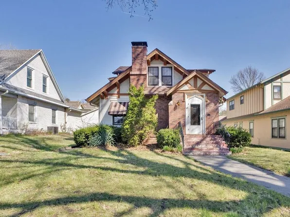 2807 Faraon St, Saint Joseph, MO 64501