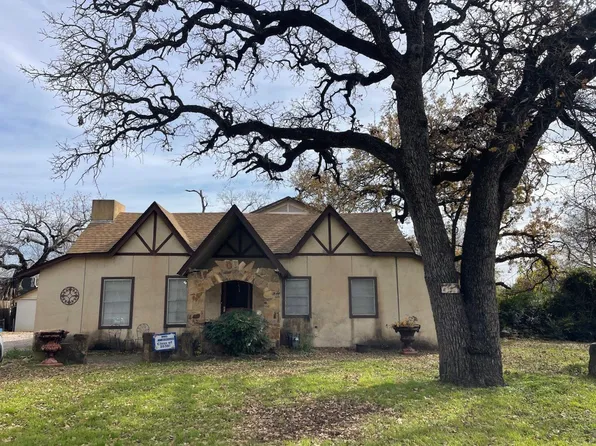 2532 Oakwood Ter, Fort Worth, TX 76117