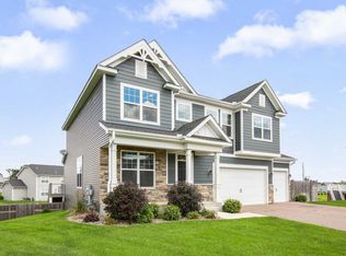 3857 Dakota Ct, Chaska, MN 55318