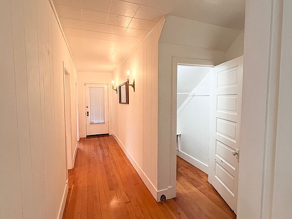 5th image of 917 Sanchez St