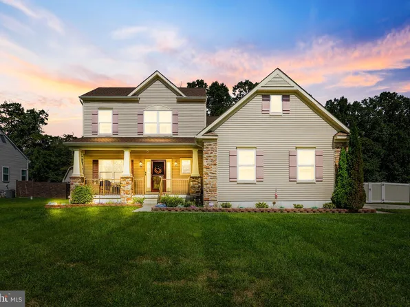 118 Summer Lea Dr, Sicklerville, NJ 08081