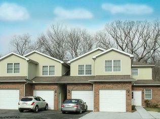 110 Mountain Golf Dr, Morgantown, WV