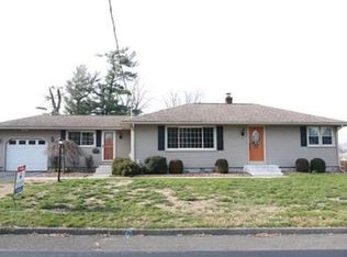 26 Louise Ave, Chicopee, MA 01013