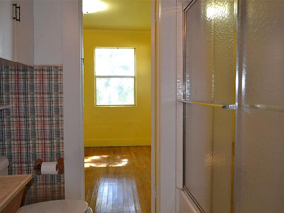 3rd image of 1200 County Road 4030